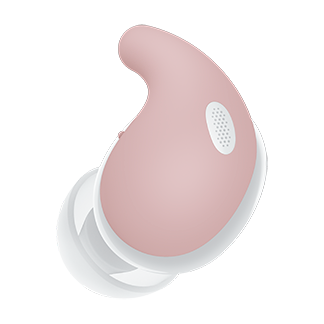 En hvid LinkBuds Fit-øretelefon med lyserød Air Fitting-ørekrog.