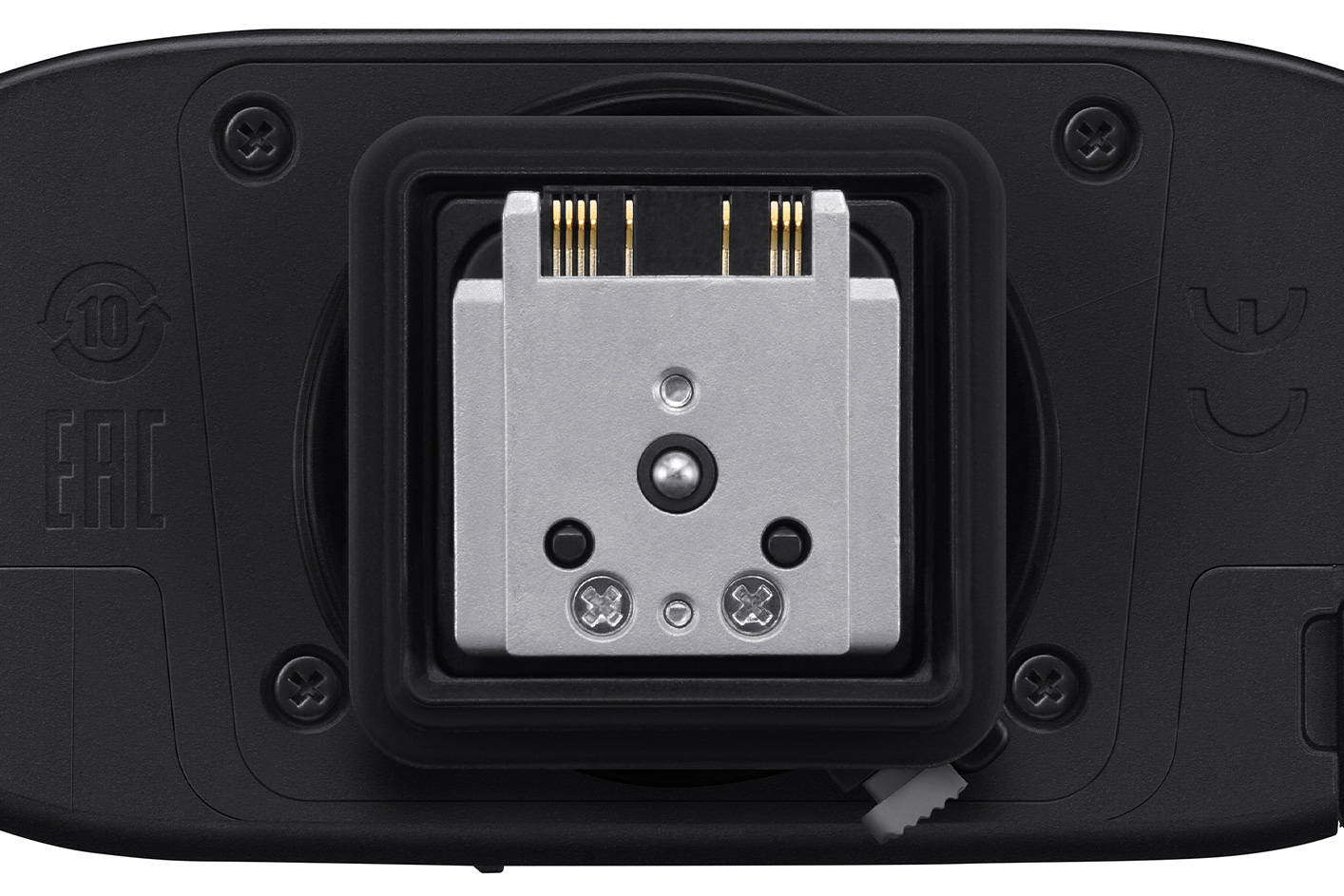 Billede af tilbehørssko i metal med robust sideramme under blitzen